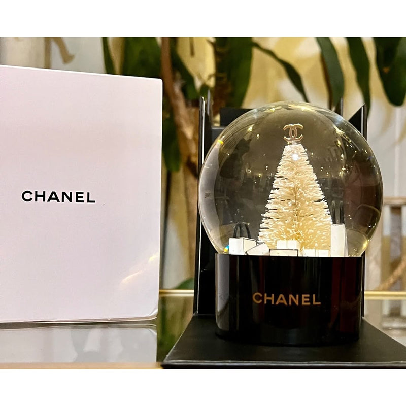 Globo de Neve de Natal CHANEL - Único EXCLUSIVO